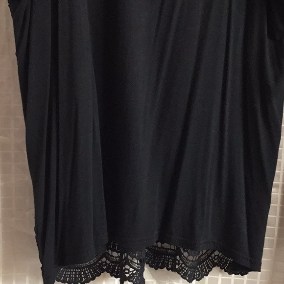 Women’s PL black top with lace - Picture 5 of 5